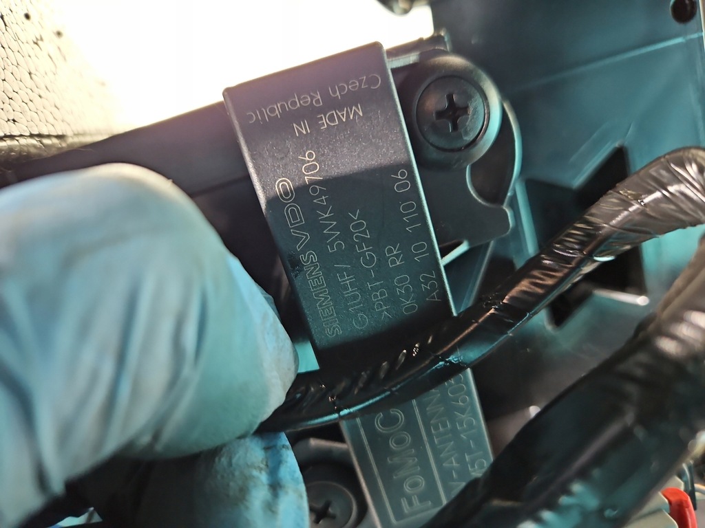 фото №13, Підлокітник тунель ford kuga mk1 08-13 5wk49709