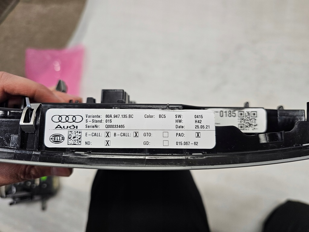 фото №11, Audi q5 ii 80a лампа освещение кабины салона 80a947135bc ładna