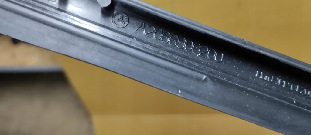 фото №9, Молдинг стекло лобовое mercedes c klasa w206