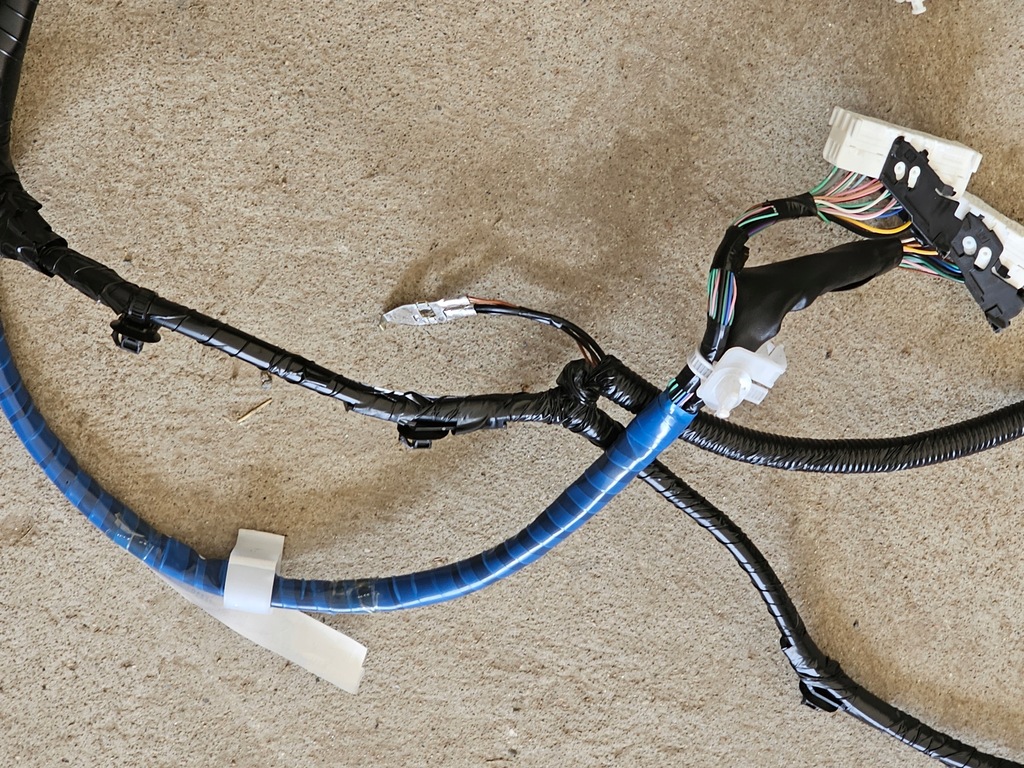 фото №9, Subaru crosstrek 22- жгут кабины салона левая 81502fn030 usa