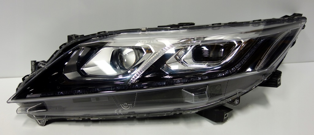 фото №1, Mitsubishi eclipse cross full led лампа перед ліва