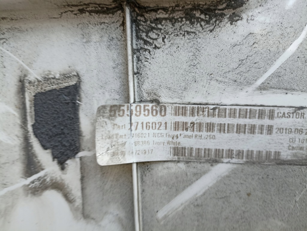 фото №3, Спойлер обшивка межосевая scania r s 2716021