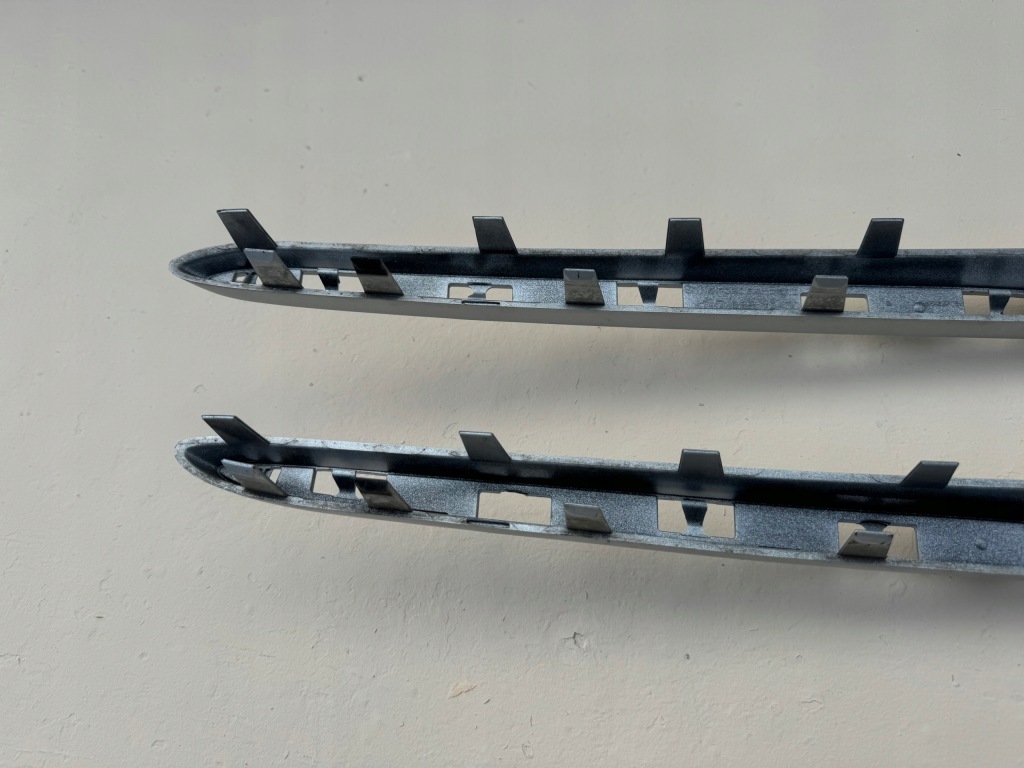 Mercedes b-klasa w247 18r- решітка радіатора накладка бампера перед a2478881000 Недорого