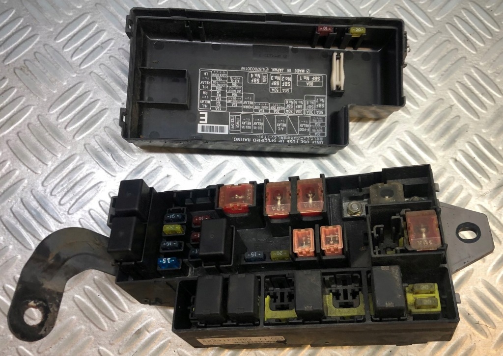 фото №1, Subaru forester i 2.0 b коробка запобіжників 82231fc002