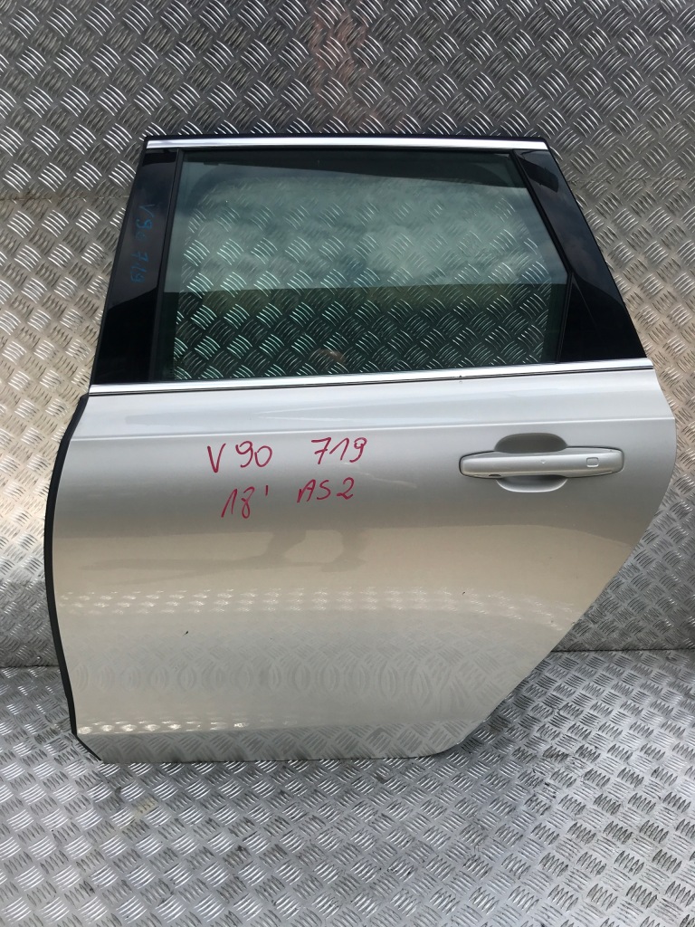 фото №1, Volvo v90 дверь задние задняя левая kpl 719 17-20 18r