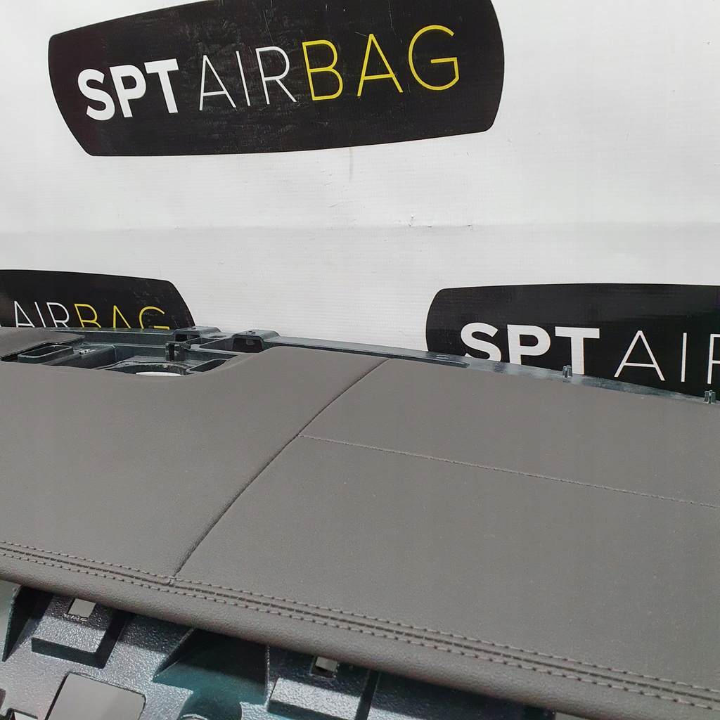 фото №6, Evoque панель приладів консоль подушки безпеки ремені подушка безпеки