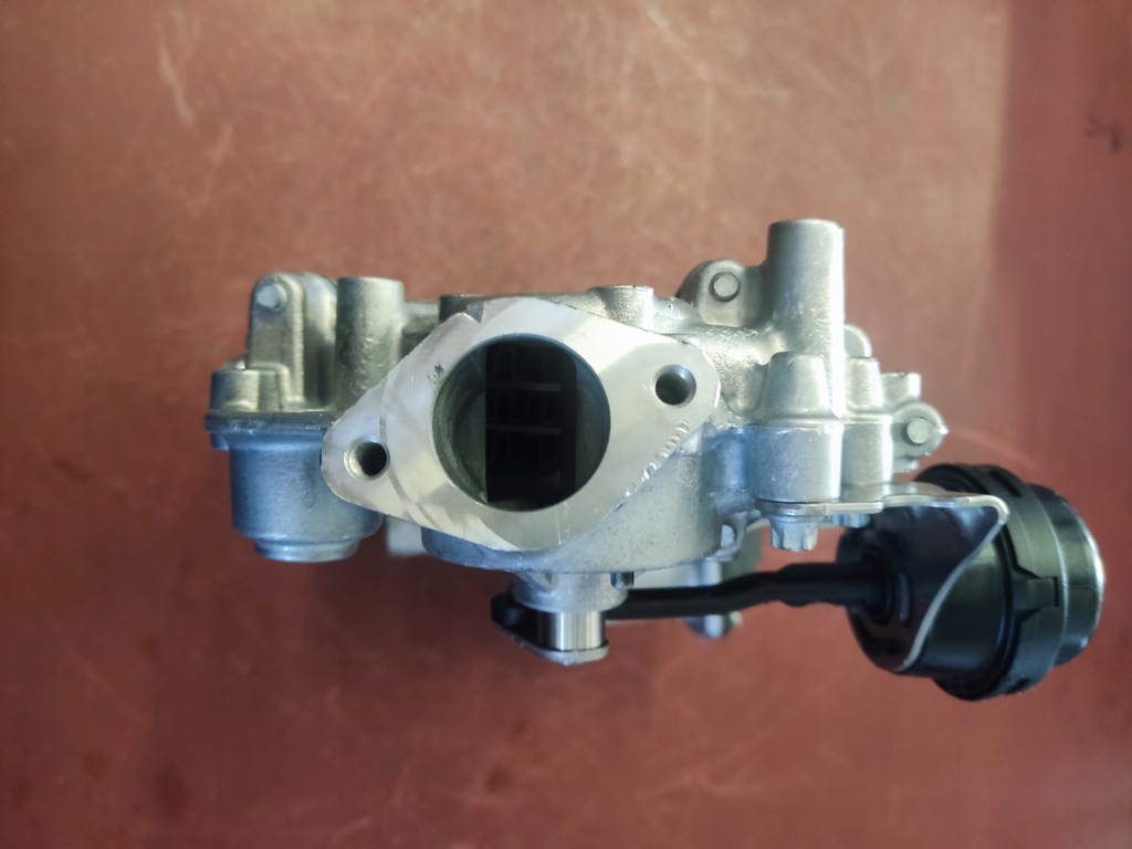 фото №10, Радиатор выхлопных газов клапан egr mercedes-benz c klasa a6541409000