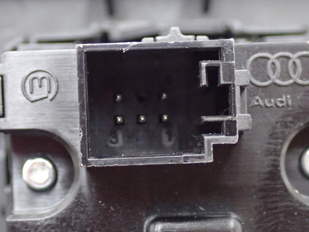 фото №16, Туннель подлокотник ручка чехол передач europa audi a1 ii 82a gb 19r