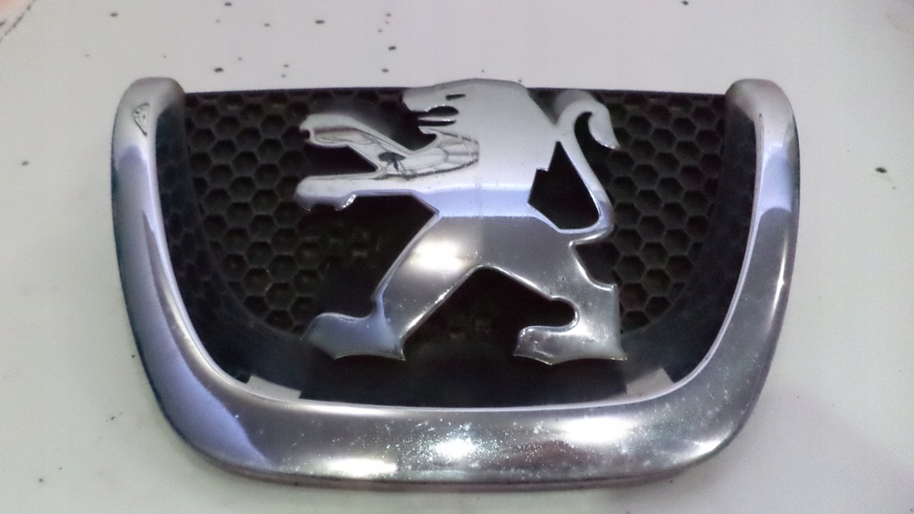 фото №1, Symbol эмблема значок бампера peugeot 207
