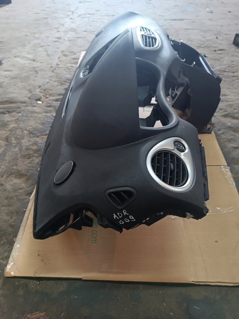 фото №3, Приборная панель приборная консоль renault clio iii