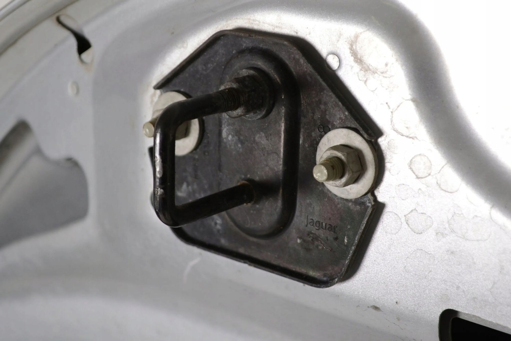 фото №8, Land rover discovery 5 2017 кришка передня / капот двигуна