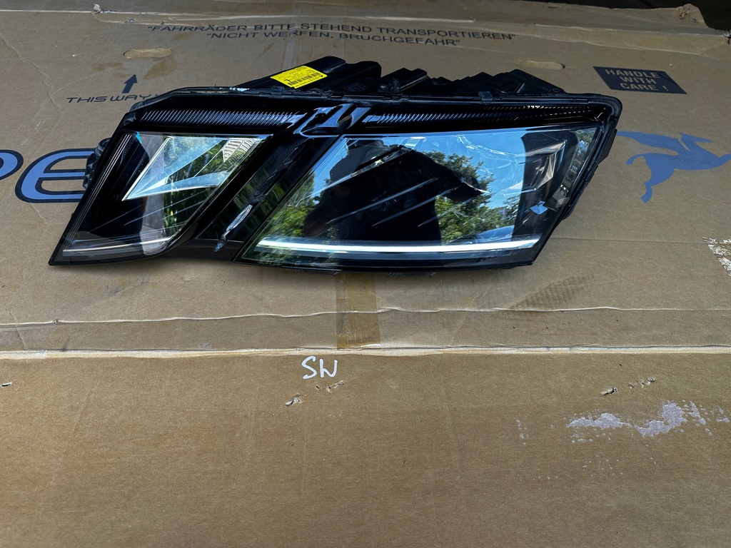 фото №1, Лампа full led skoda octavia iii lift 5e1941015f