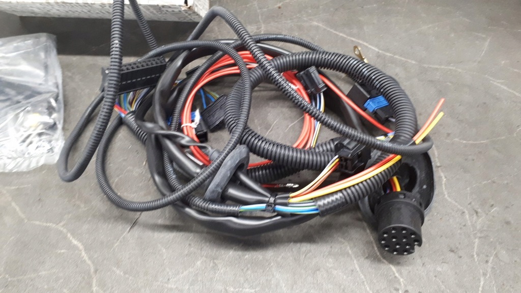 фото №8, 8201721032 жгут фаркоп dacia lodgy atepway 13pin nowa