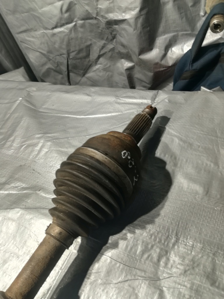 Приводной вал mazda cx-3 1.8,2.0 18- /передняя, правая, atm/ Оригинал