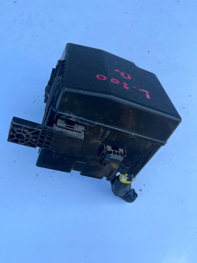 фото №5, Fullback l200 коробка предохранителей корпус 2.4