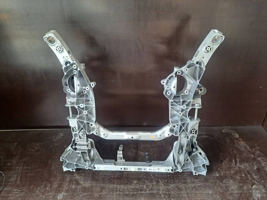 Bmw 8 m850ix g16 підрамник балка перед 6862471 Ціна