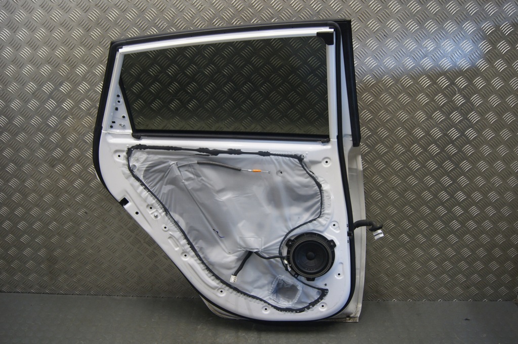 фото №8, Дверь левая задние левый задняя hyundai i20 iii hb saw