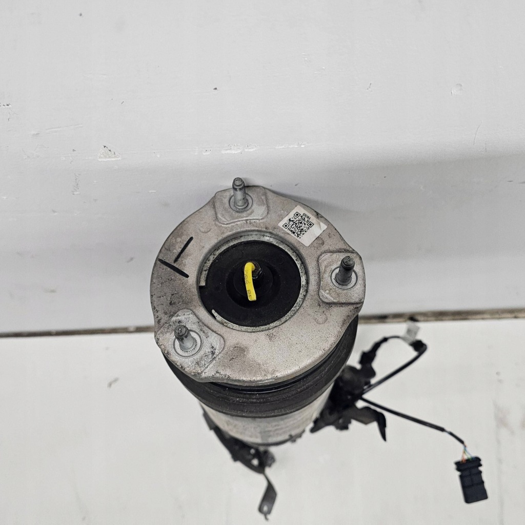 фото №11, Амортизатор правый перед передний tesla model s plaid 1420366-00-e