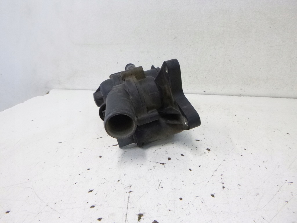 фото №8, Корпус термостата vw golf v audi a3 8p 1.4tsi caxa