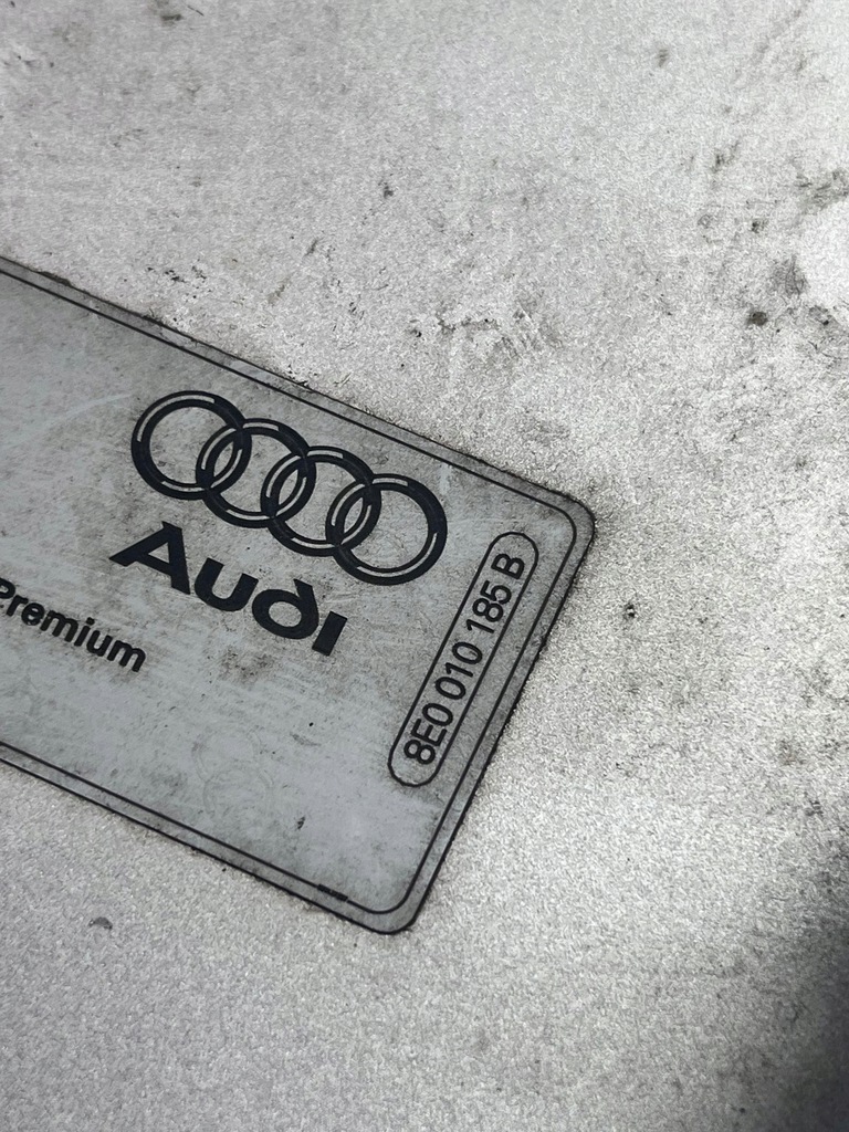 фото №8, Audi a4 s4 b6 8e 8h 1898cm3 дизель крышка заливной топлива 8e0010185b