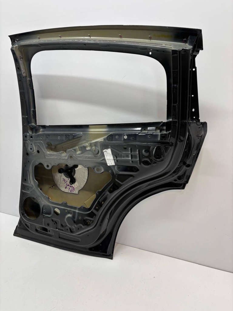 Tesla x дверь правое  задняя задняя 1028791-00-i в Украине
