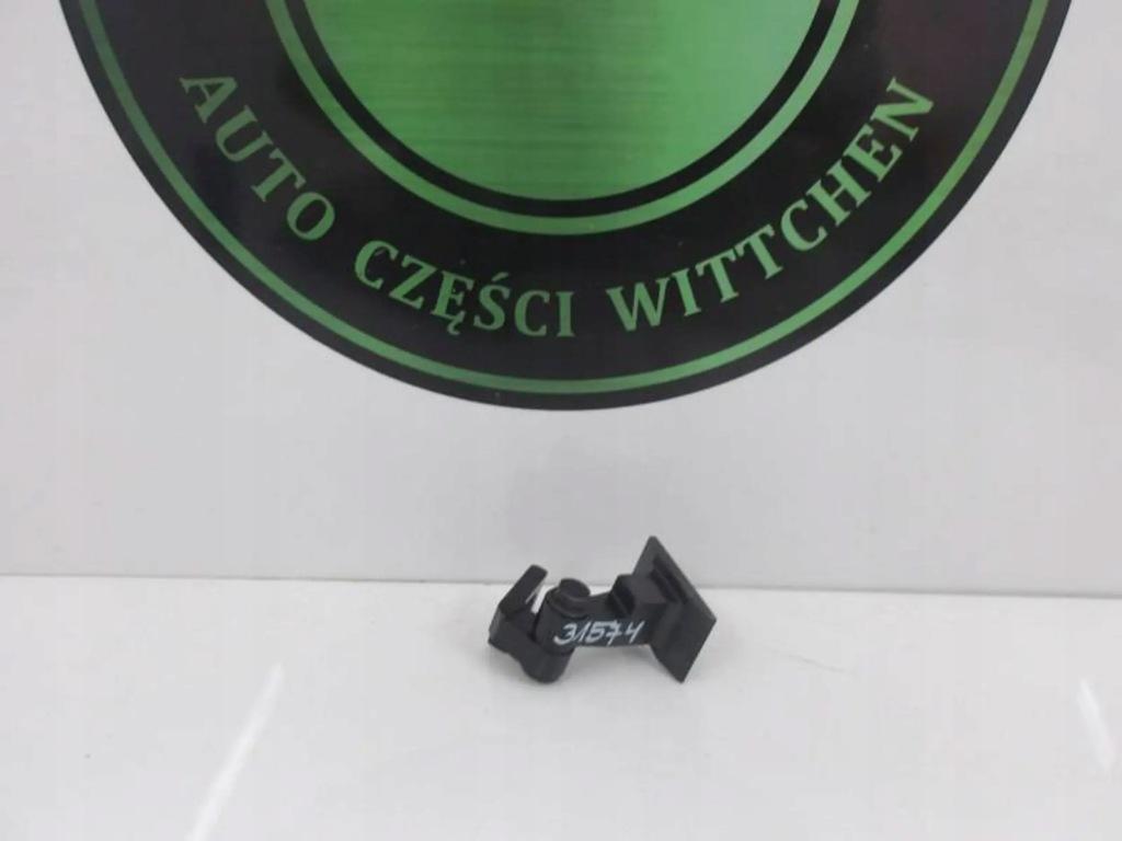 фото №1, Bmw 3 f30 петля дверь верхний левый задняя