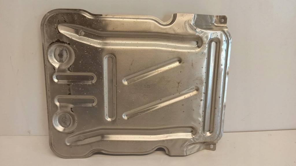 фото №1, Audi a3 8y защита тепловая 5q0825230k