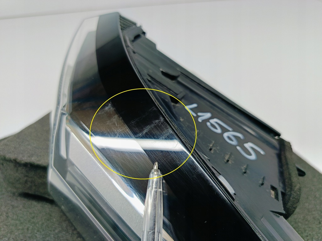 фото №9, Peugeot 308 iii t10 21- лампа правая задняя правый задняя led 9835299280