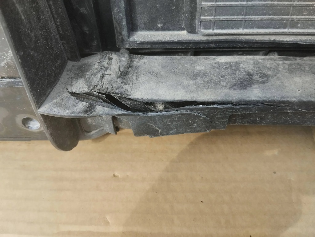 фото №7, Audi e tron e-tron підсилювач pas передній радіатор комплект