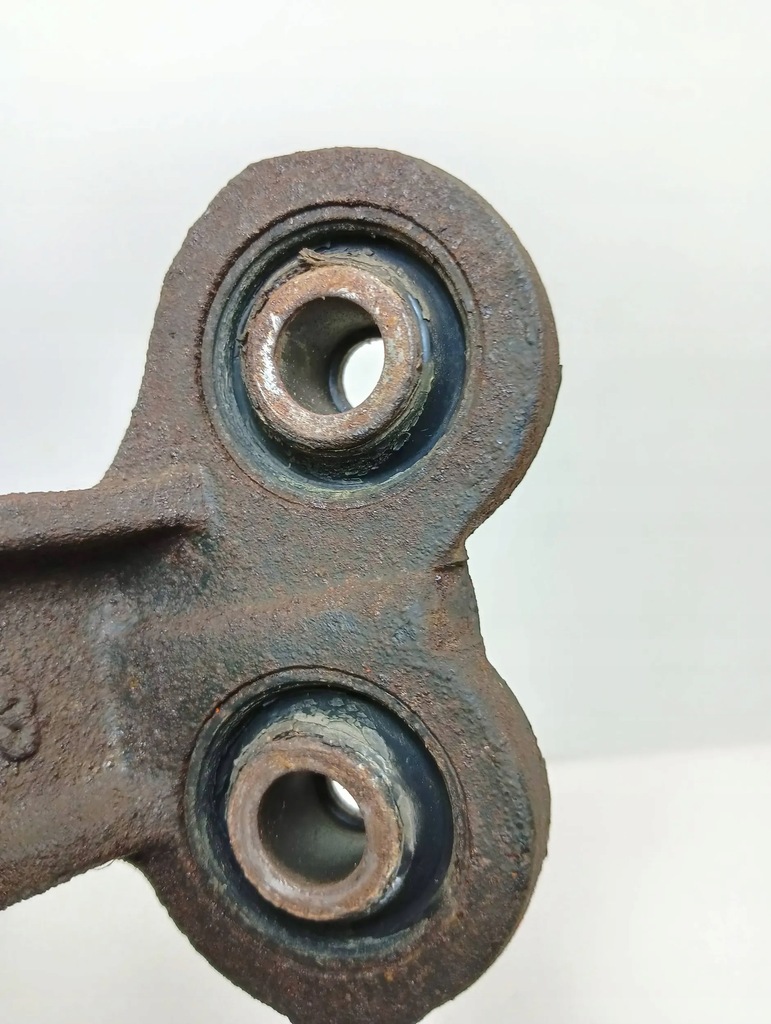 фото №7, Honda legend ii coupe ka8 94 кронштейн опора кронштейн коробки передач 3,2 b