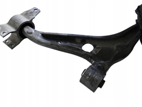 фото №1, Mercedes glb x247 247 важіль нижній лівий 35 amg