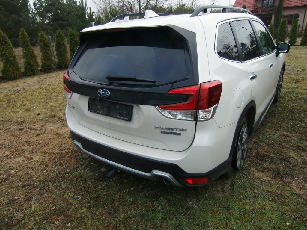 фото №1, Крышка багажника subaru forester v 2021 r k1x ładna