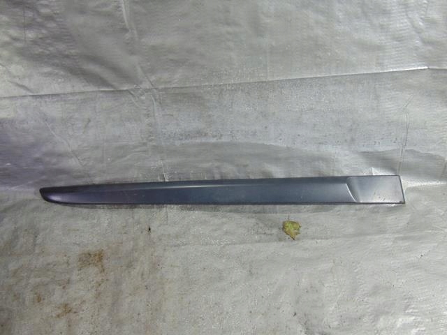 фото №1, Молдинг крыла правый задняя renault clio iii kombi