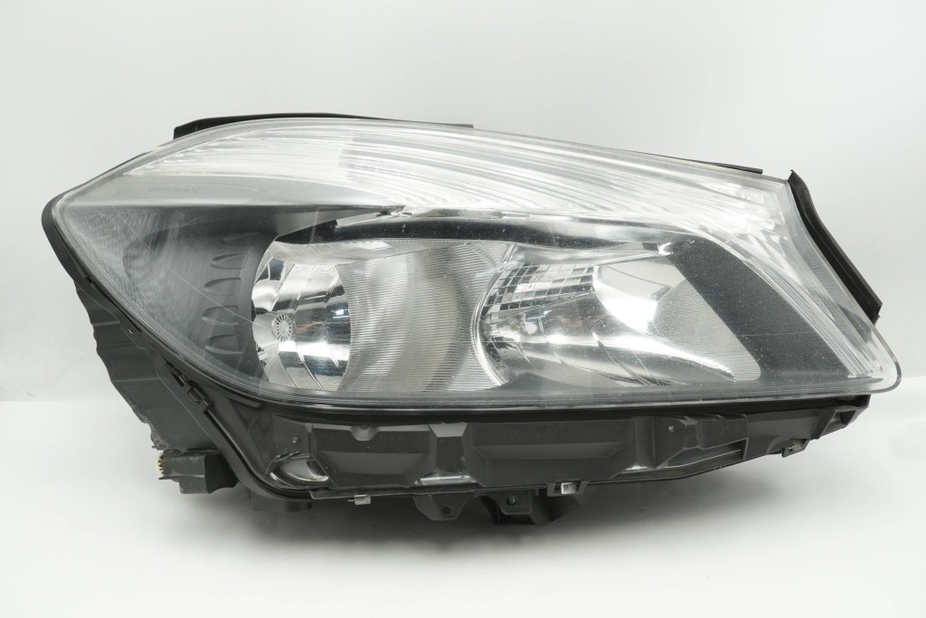 Купить Фара передняя правый  mercedes w176 a1768203961