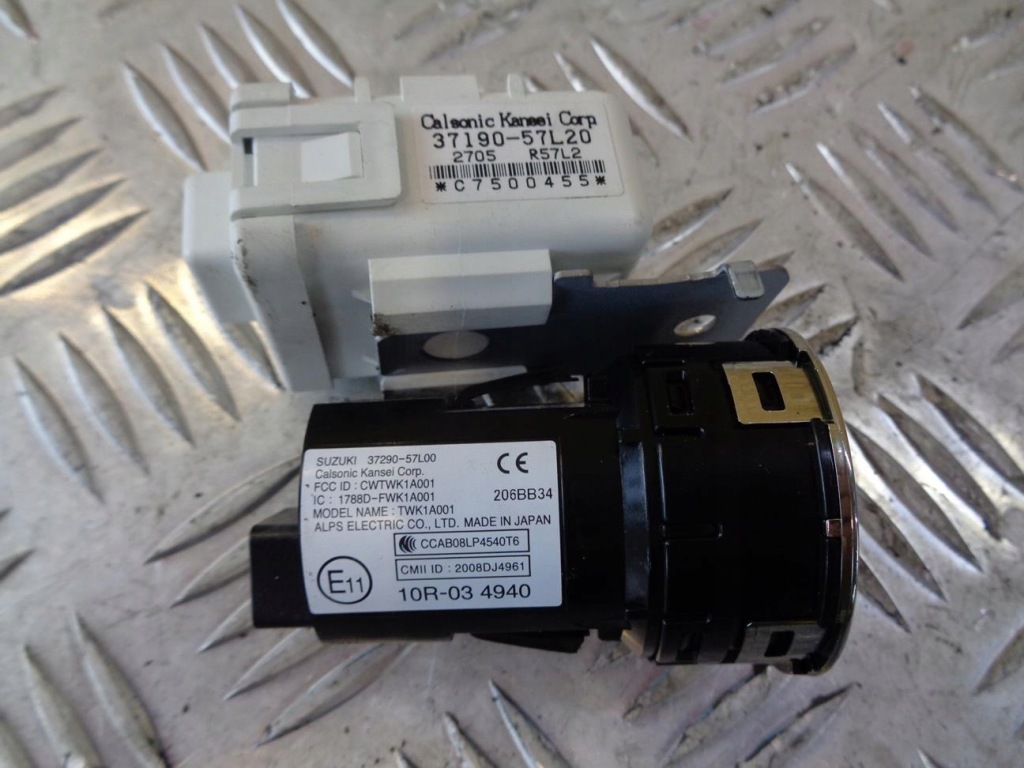 фото №13, Бортовий комп'ютер набір імобілайзер запуск suzuki kizashi 2.4 09-