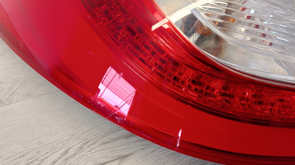 фото №4, Hyundai ix35 lift ліва лампа задня задня led ładna led