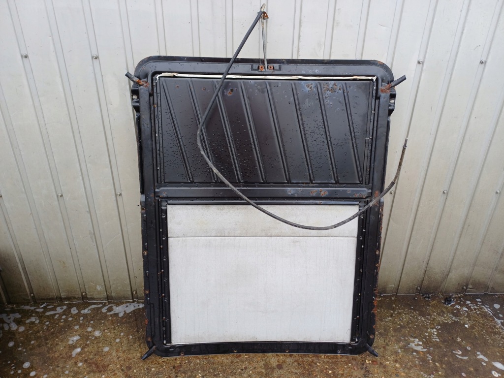 фото №5, Mercedes e w124 84- люк