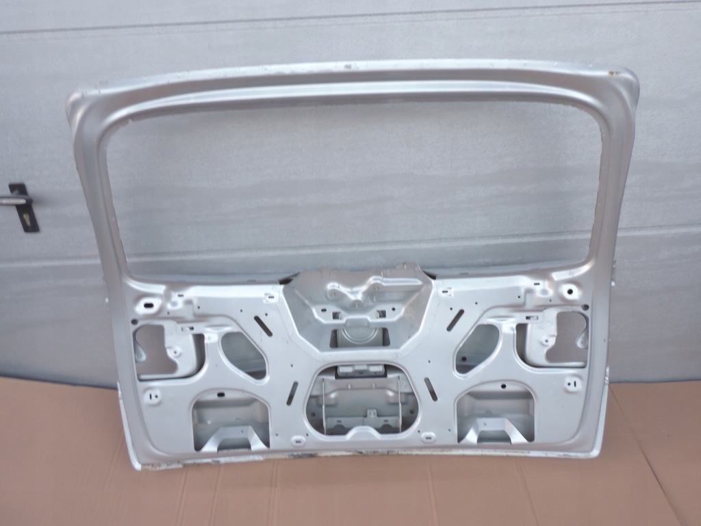 фото №7, Vw touareg 7l 07-10 задня кришка багажника usa