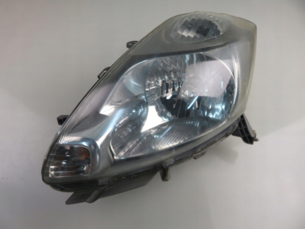 фото №1, Лампа левая передняя daihatsu sirion m3_