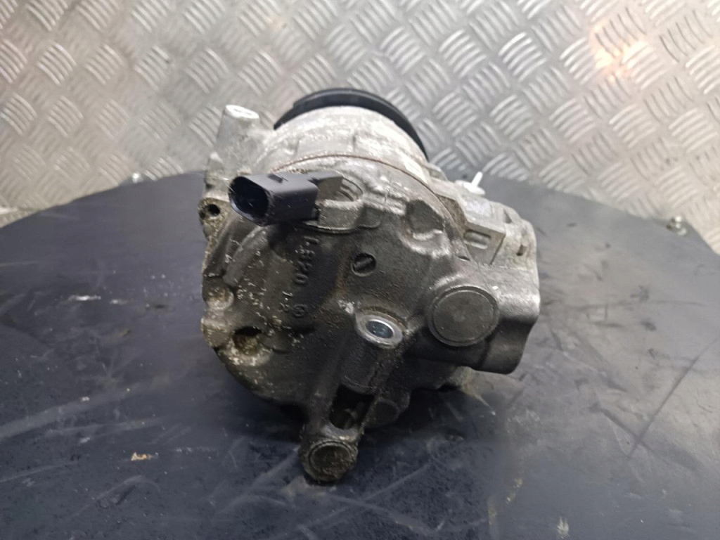 фото №5, Audi a5 8t 2.0 tfsi компрессор кондиционера 8k0260805m