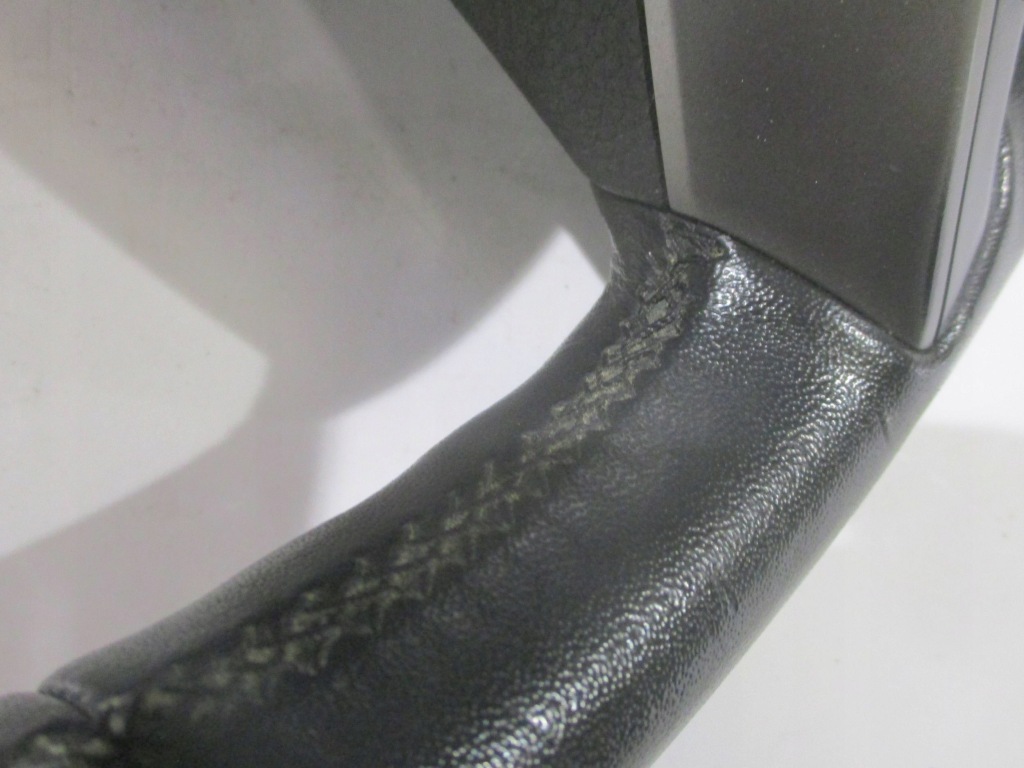 Кермо  мультифункція багатофункціональний шкіра hyundai i30 2 sportback Оригінал