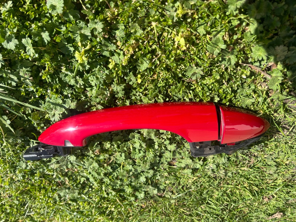 фото №1, Alfa romeo stelvio ручка левый задняя 414 rosso alfa red