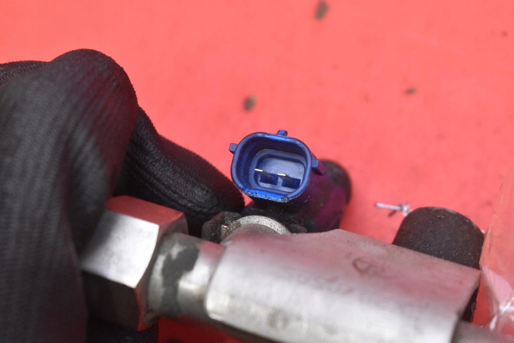 Купити Молдинг упорскування форсунки 35310-2b000 kia ceed 1 1 1.4 16v 109 km 07-10