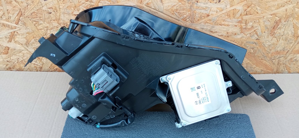 фото №11, Mazda mx30 mx-30 20- лампа фара правий перед full led dn4l-51030