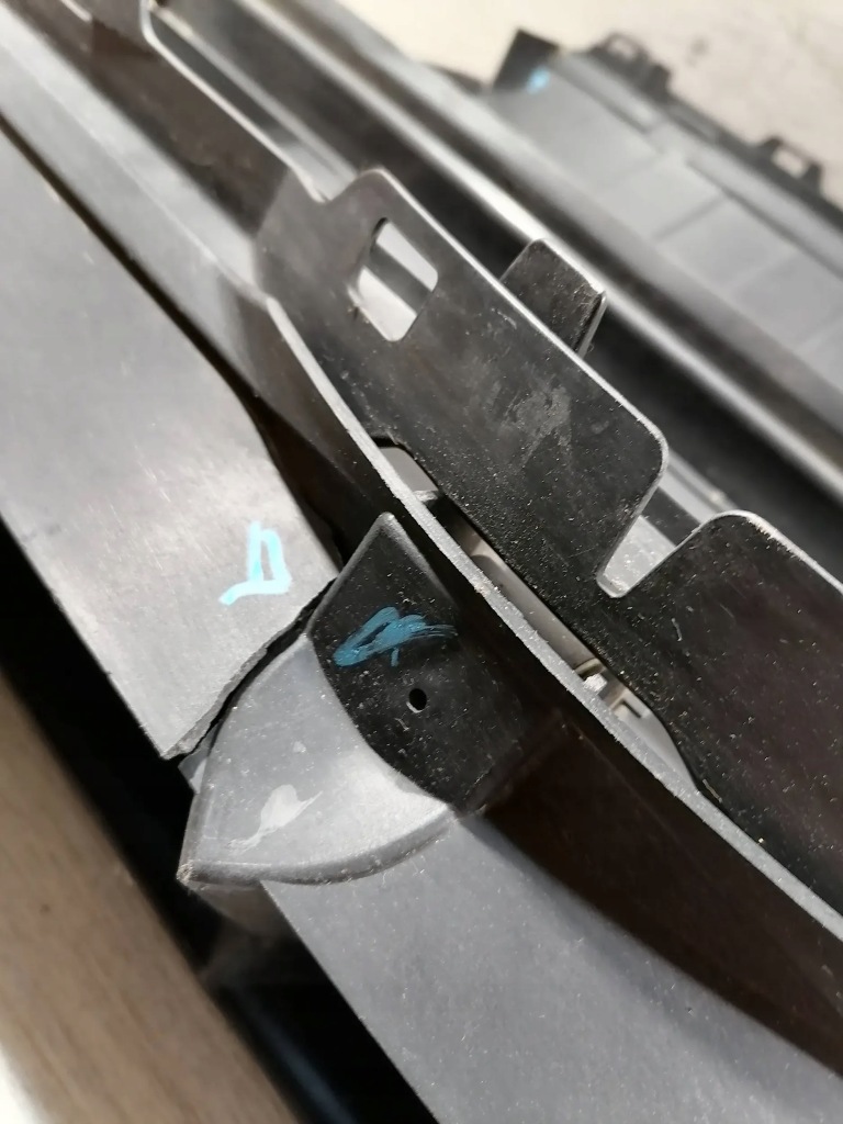 Tesla x жалюзі впуск повітря 1034850-00-e Доставка