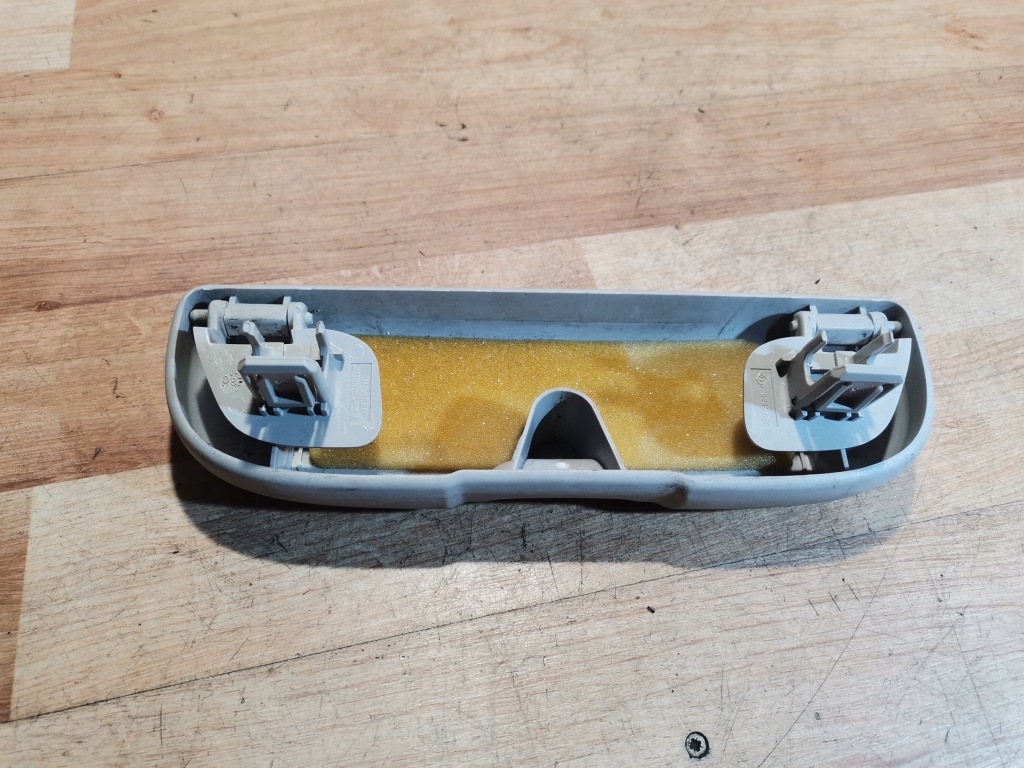 фото №1, Бардачок na накладки на фари renault laguna iii 3 739480001r