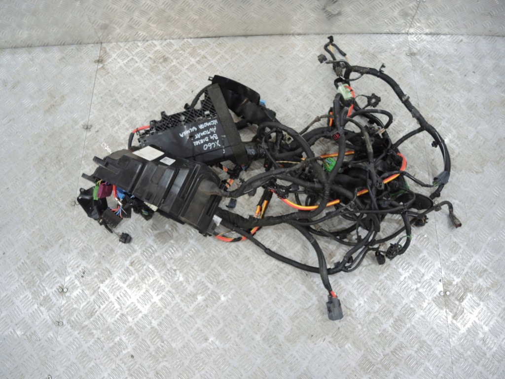 фото №1, Volvo xc60 ii b4 электропроводка отсек двигателя автоматическая коробка передач