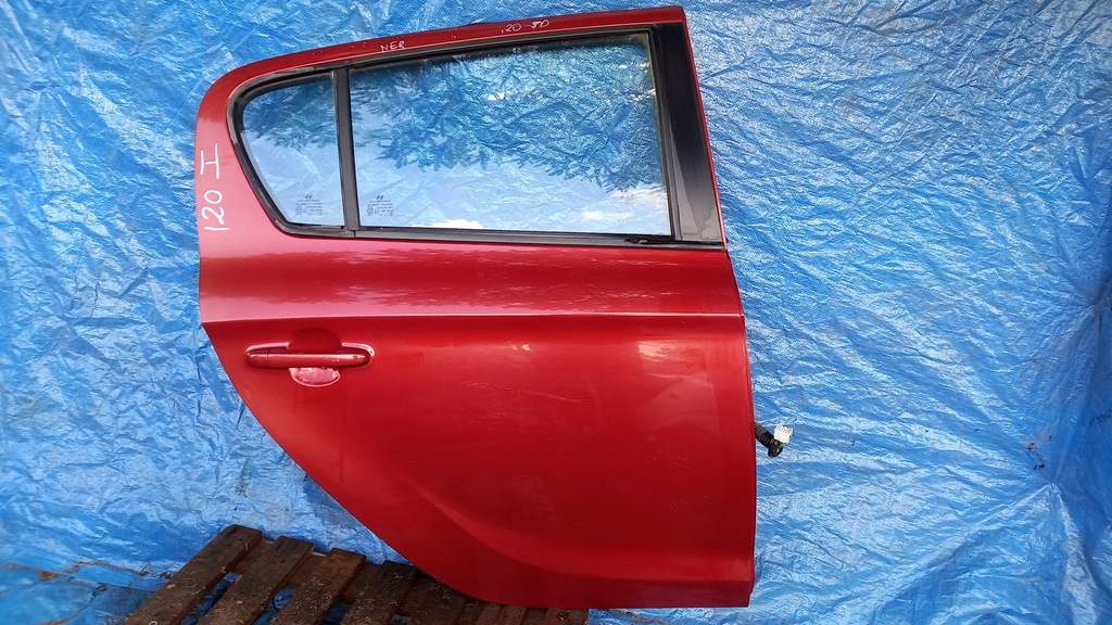 фото №1, Hyundai i20 i 2008-2015 5d дверь правое задняя kpl.