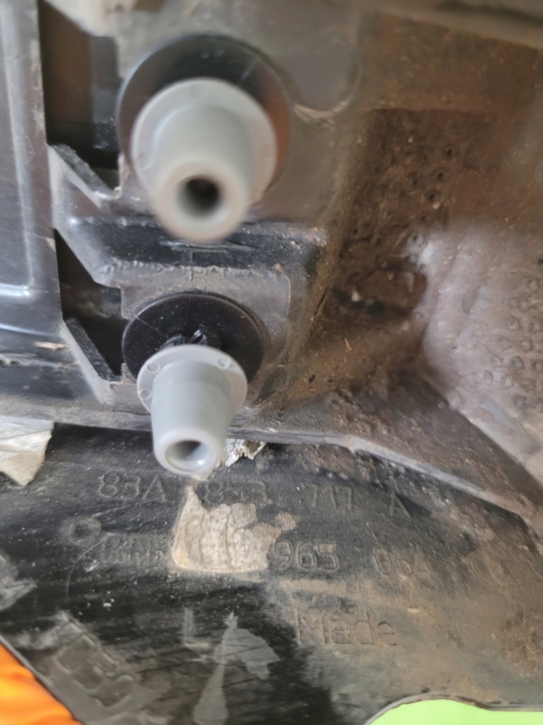 Audi q3 83a ii 2 молдинг крыла левая накладка на крыло левый 83a853717a Оригинал