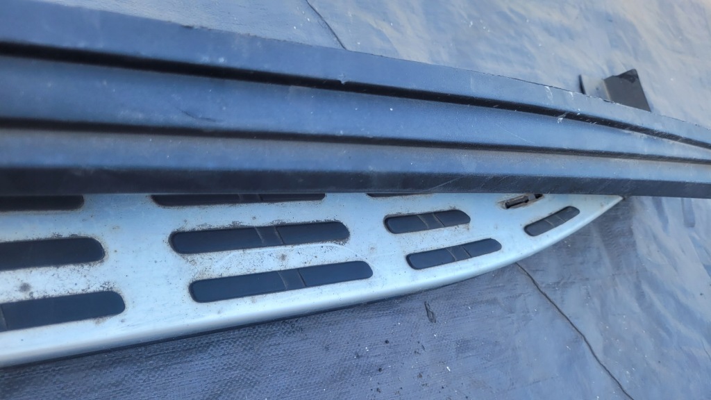 фото №7, Mercedes gls w167 молдинг порог левая led